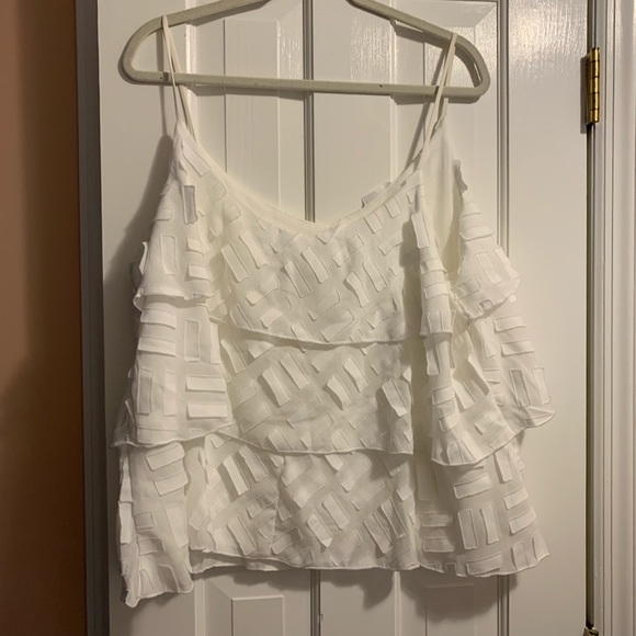 NWT! Anthropologie Amadi White Ruffled Tank - Picture 5 of 5
